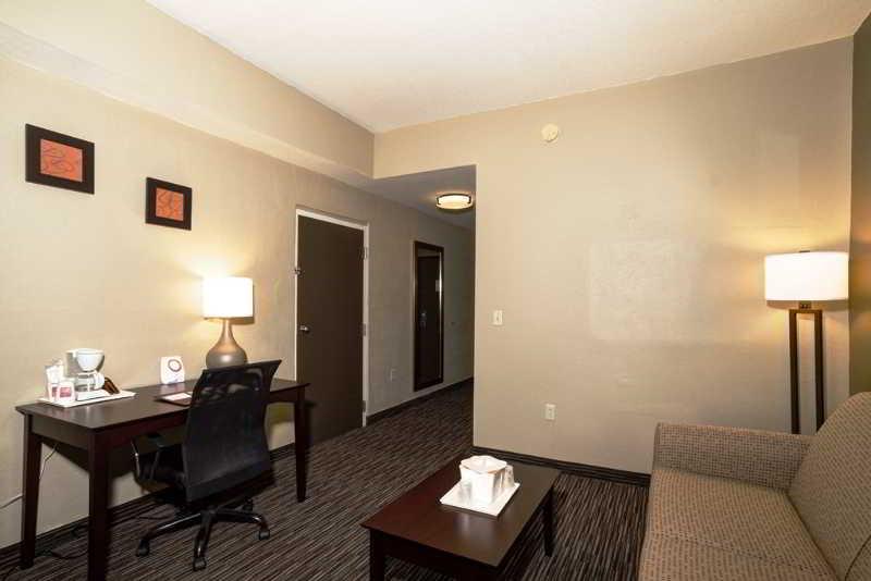 Comfort Suites Clearwater - Dunedin Eksteriør billede
