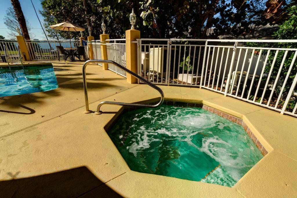 Comfort Suites Clearwater - Dunedin Eksteriør billede