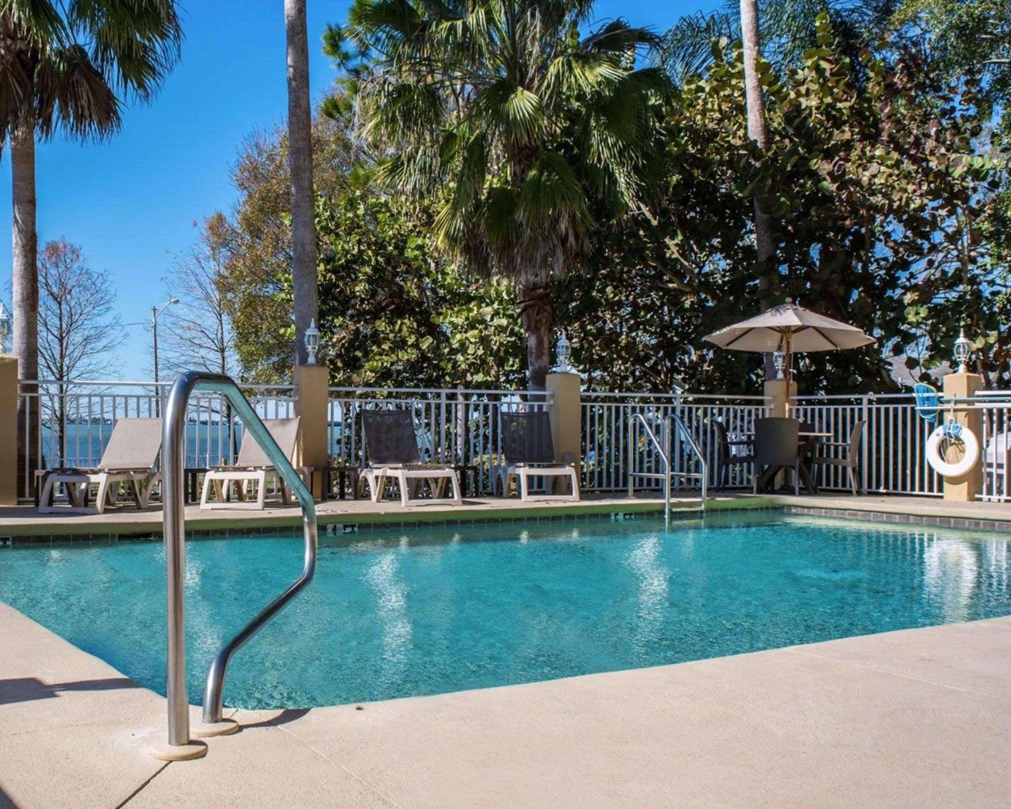 Comfort Suites Clearwater - Dunedin Eksteriør billede