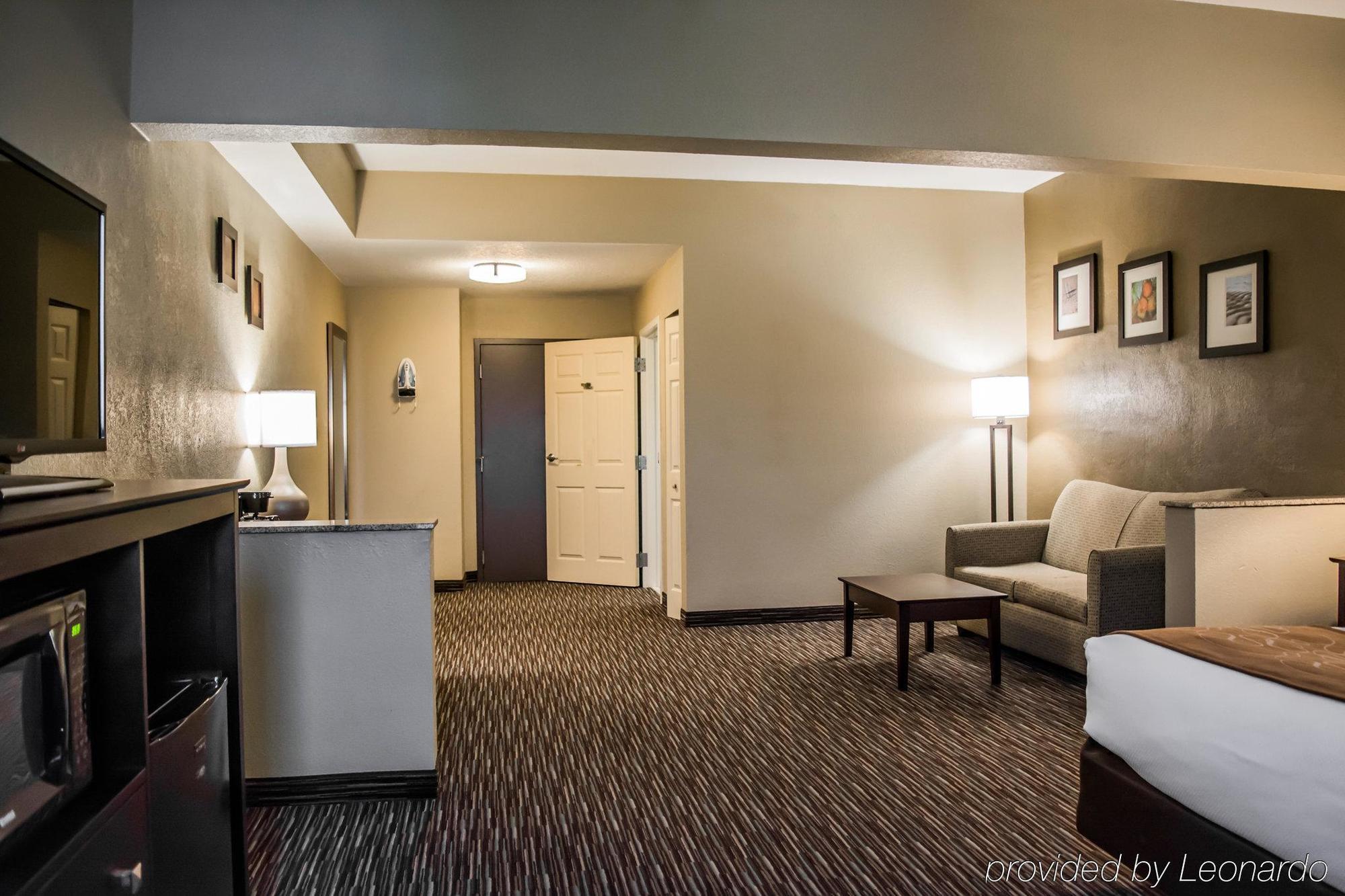 Comfort Suites Clearwater - Dunedin Eksteriør billede